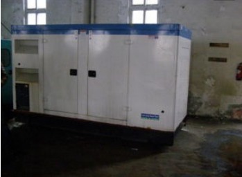 东昌康明斯150kw大型柴油二手发电机组